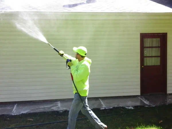 exterior pressure washing in Texas